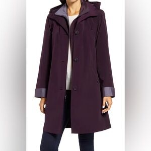 NWT women’s gallery raincoat
